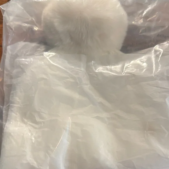 Lilly Pulitzer White Pom-Pom Beanie with Pearl & Rhinestone Accents - Picture 3 of 4